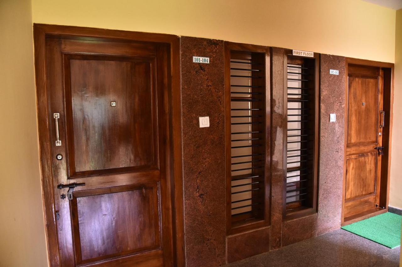 The Banjaara Suites バンガロール エクステリア 写真