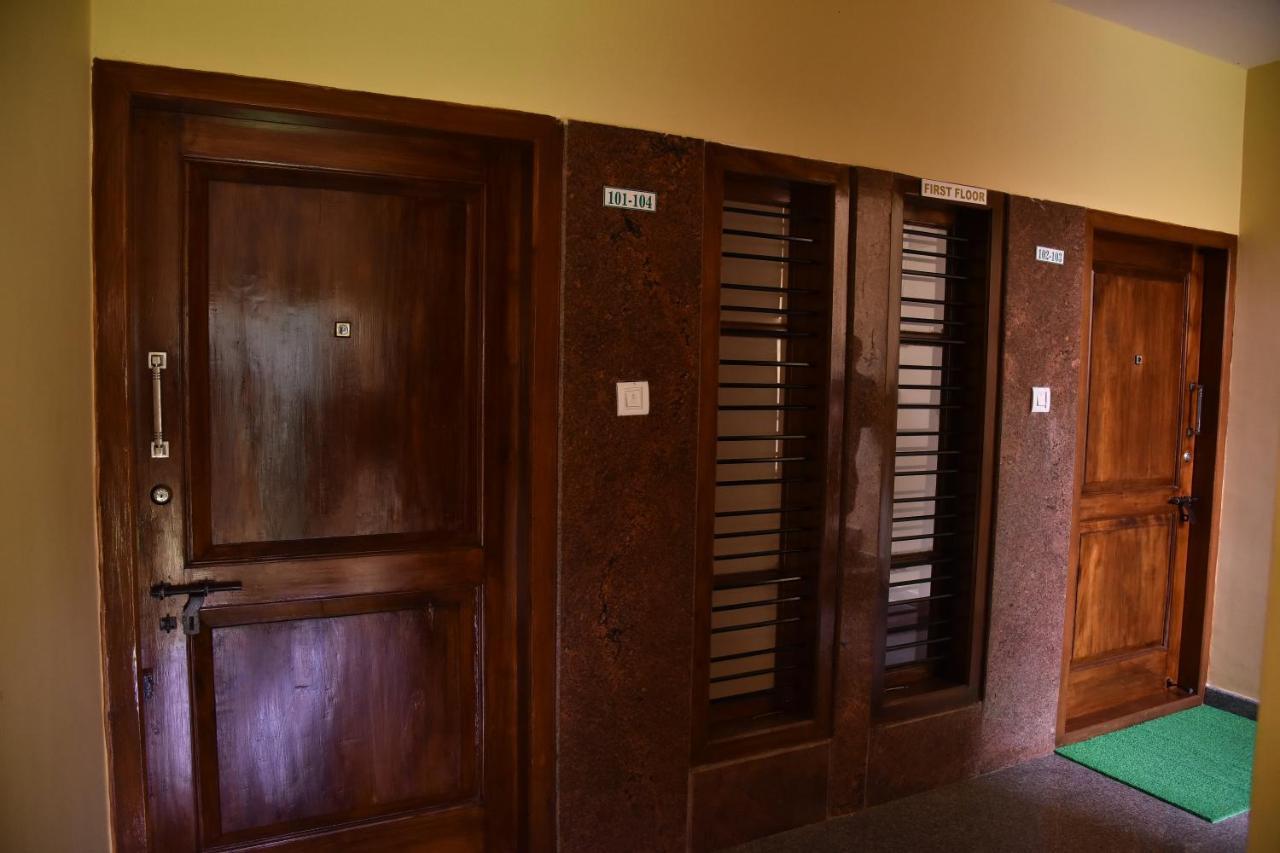 The Banjaara Suites バンガロール エクステリア 写真