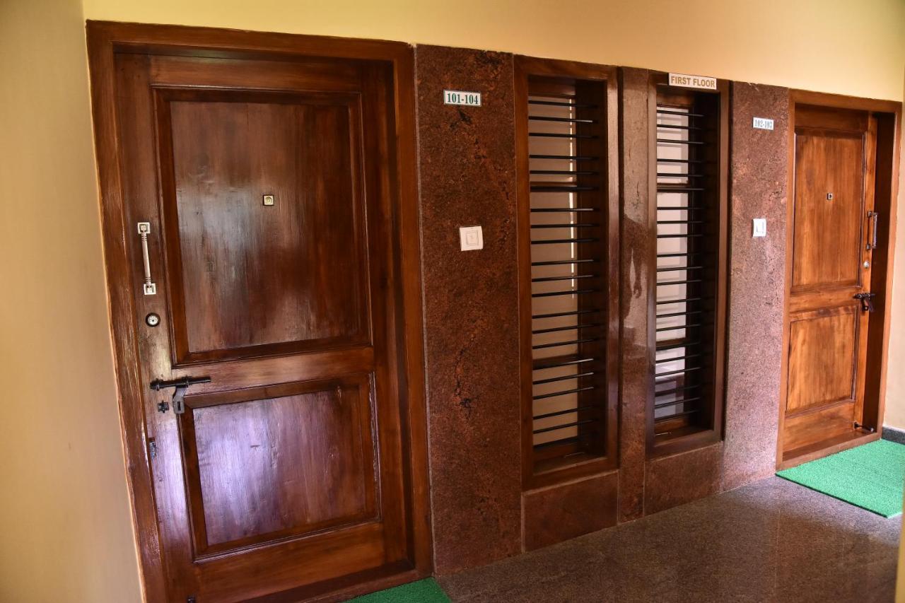 The Banjaara Suites バンガロール エクステリア 写真