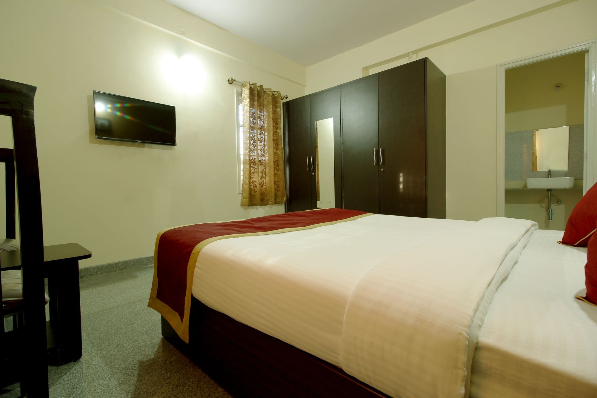 The Banjaara Suites バンガロール エクステリア 写真