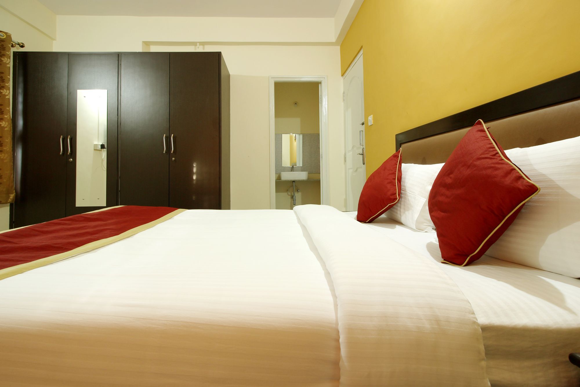The Banjaara Suites バンガロール エクステリア 写真