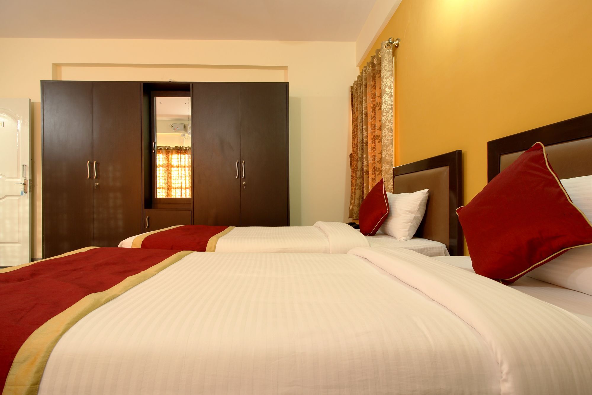 The Banjaara Suites バンガロール エクステリア 写真